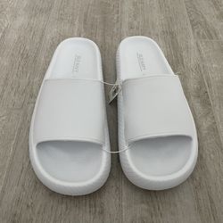 Old Navy White Pillow Cloud Slide Sandals, 8