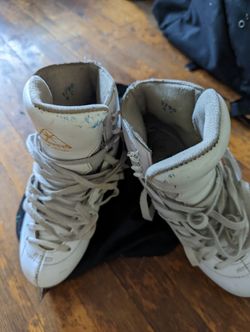 Girls Ice Skates
