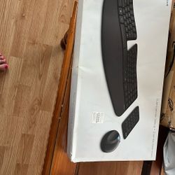Microsoft Sculpt Ergonomic Desktop 