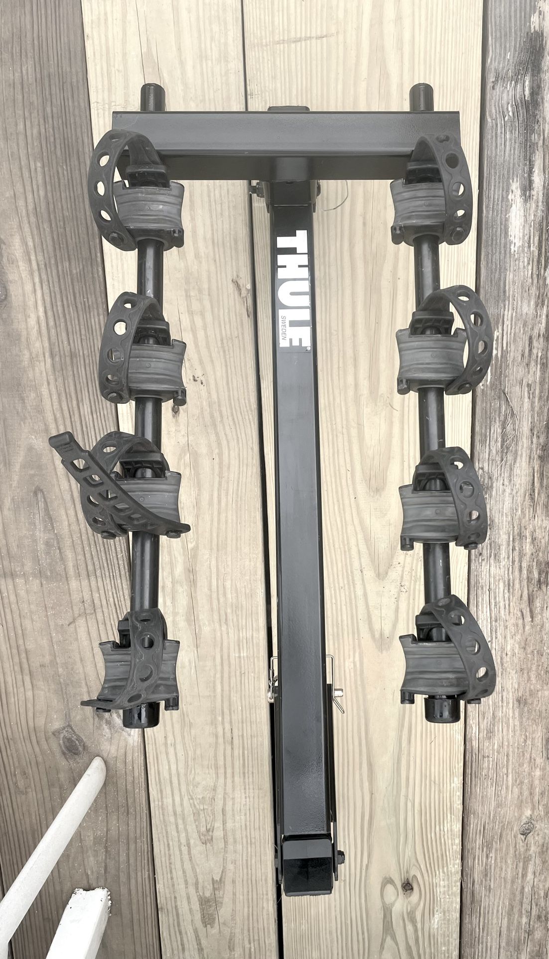  THULE 4 Bike Hitch Rack 2”