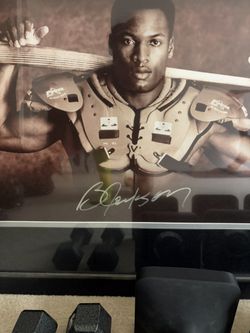 Bo Jackson Black and white Autographed Picture