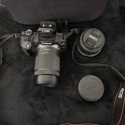 Canon  EOS R100  