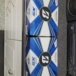2 dozen Bridgestone golf balls tour B X S $70