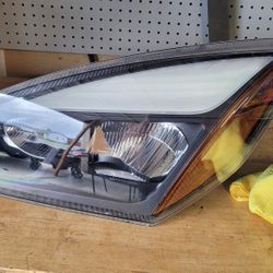 Cascadia Left Headlight