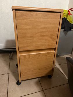 Wood 2-Drawer Rolling File Cabinet