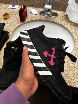 Off  white shoes ￼