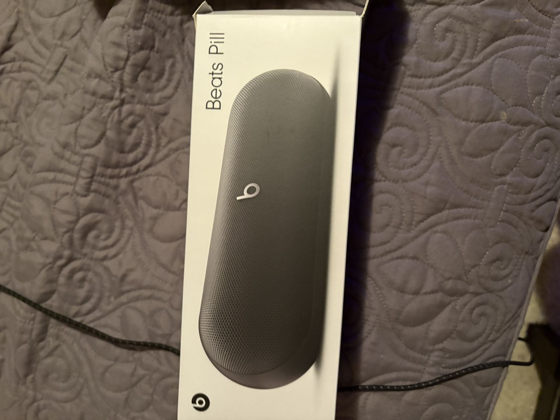 Beats Pill