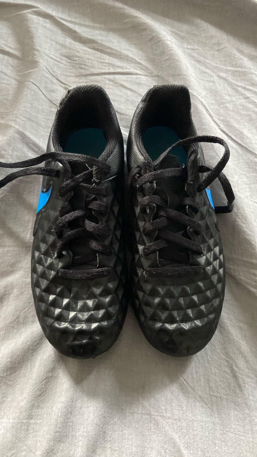 Sports NiKE Tempo Shoes