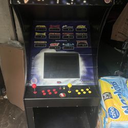 Broken Arcade Game 