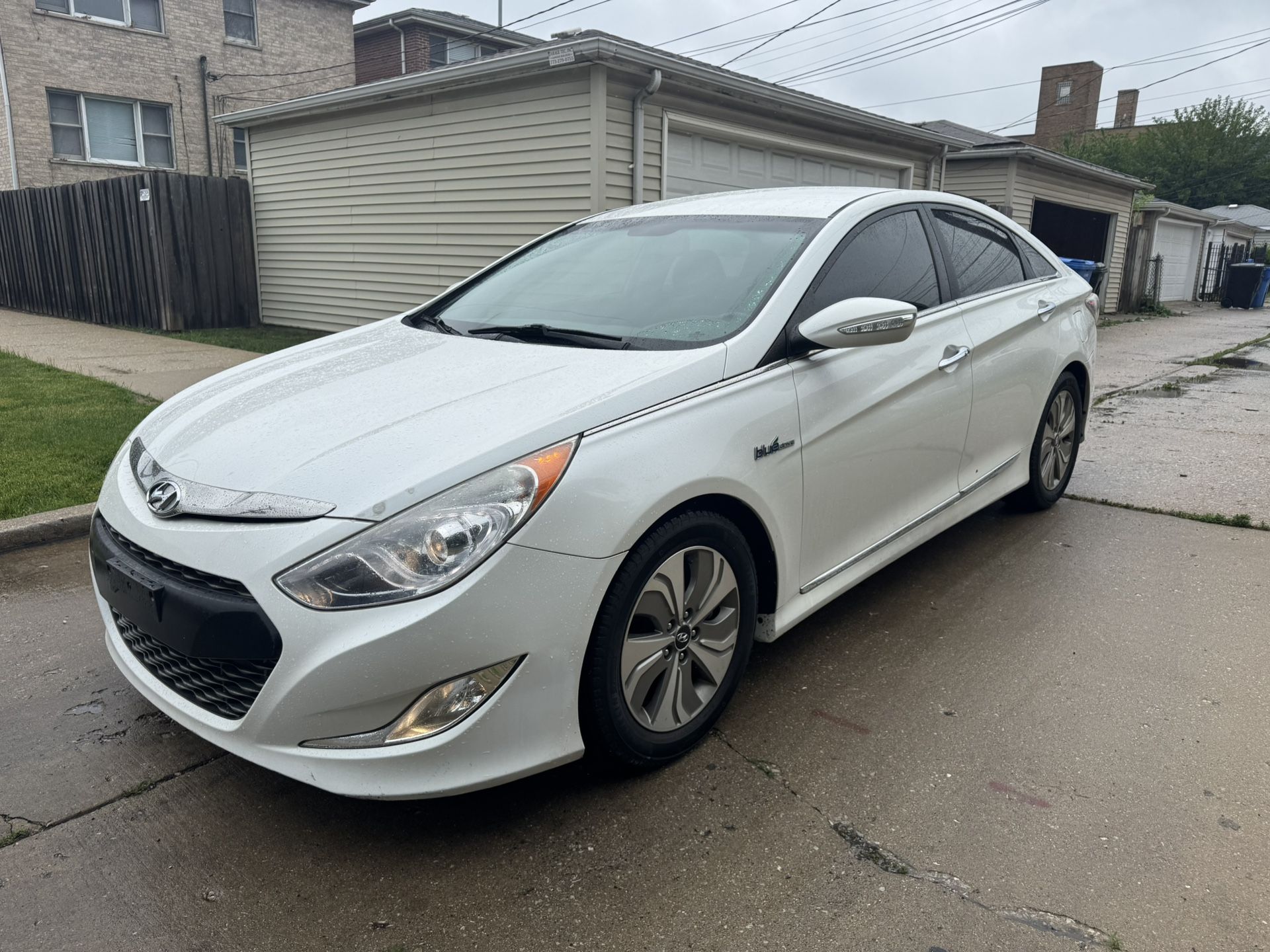 2013 Hyundai Sonata Hybrid