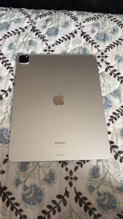 iPad Pro m2 6th gen not for sale read description