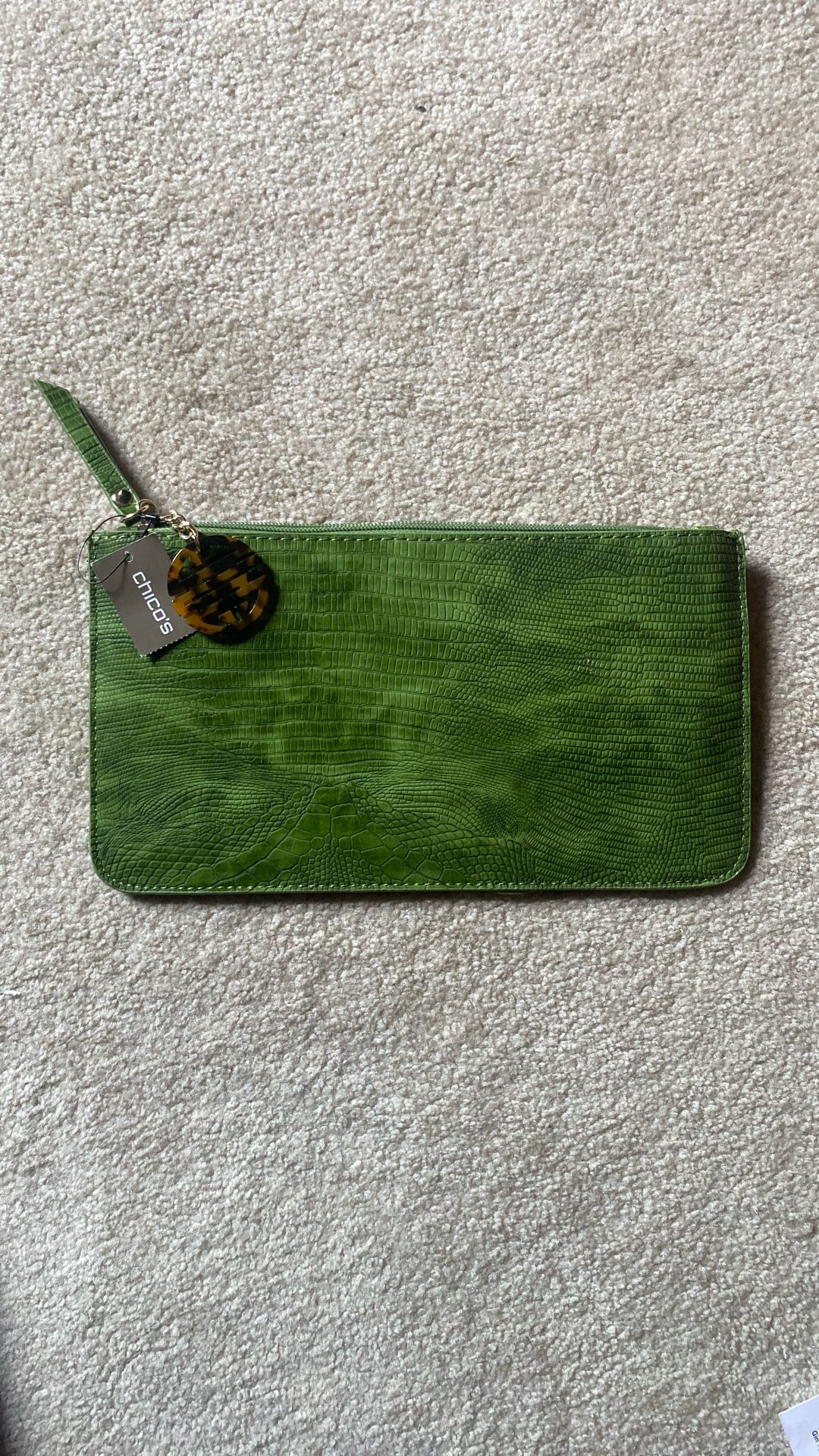 CHICO’S NOSZ: SMALL CLUTCH PURSE (JADE GREEN)