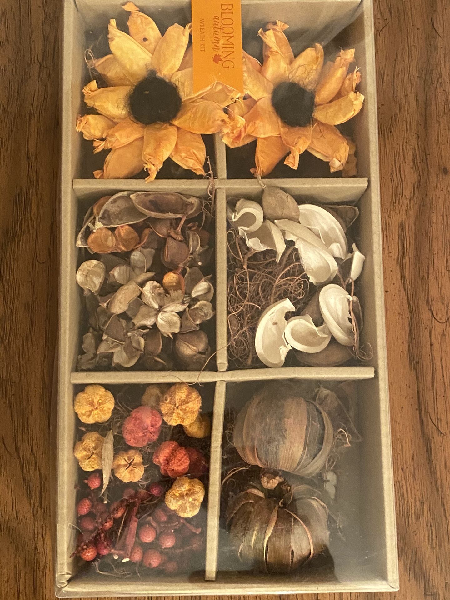 Blooming Autumn Wreath Kit