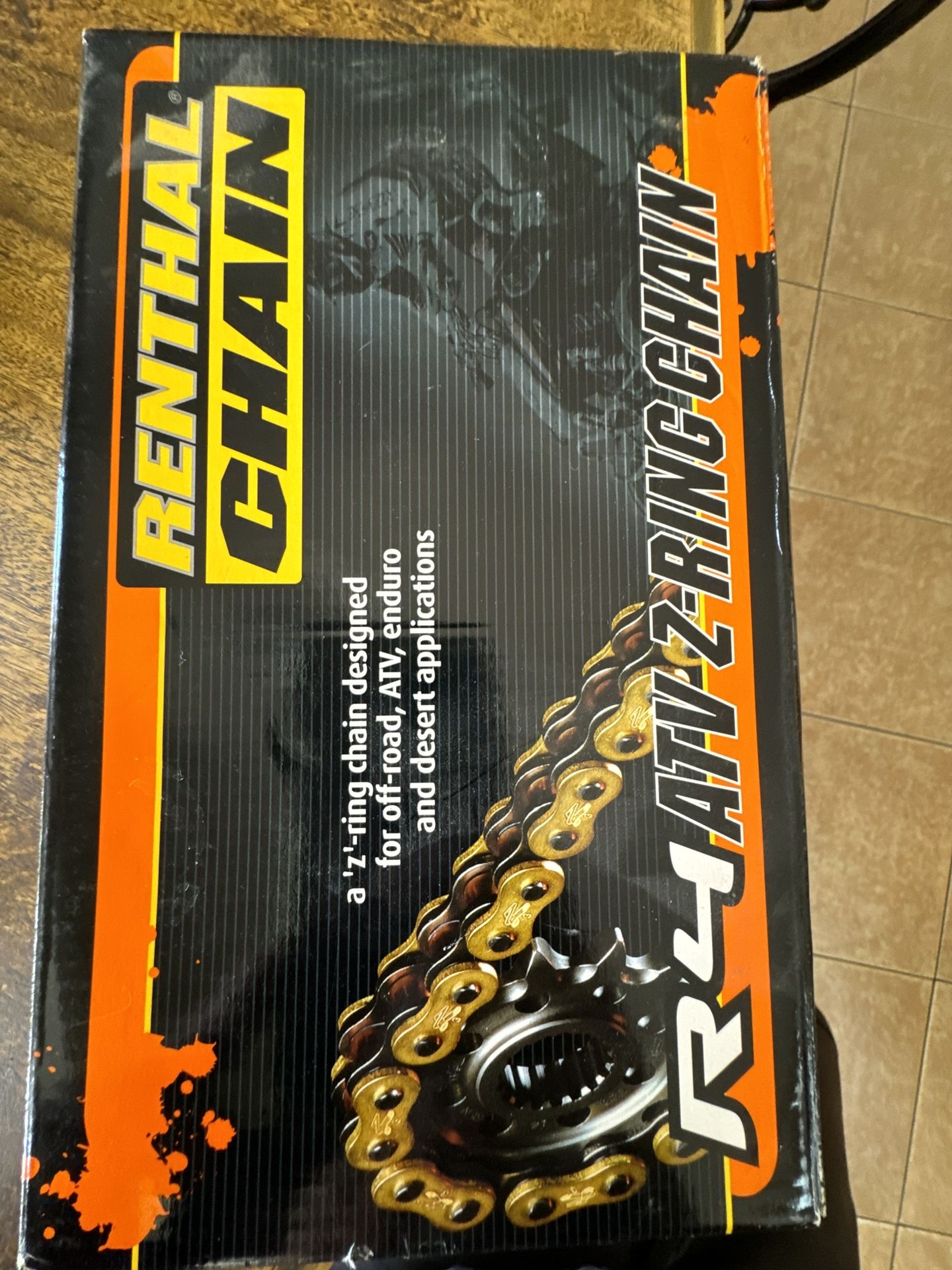 Renthal R4 ATV Z ring change 520 with 100 links brand new!