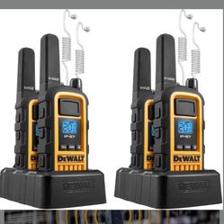 DEWALT DXFRS800 2 Watt Heavy Duty 4 Pack Walkie Talkies - Waterproof, Shock