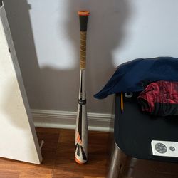 Easton Mako