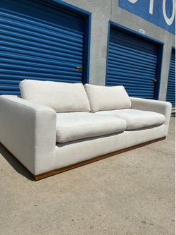 Down Feather Sectional Couch 🛻Delivery Available🛻
