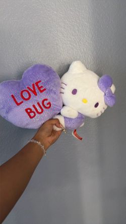Hello kitty plushie