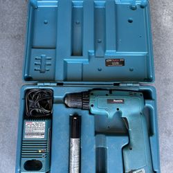 Makita Cordless Drills (2) – Case & Chargers – AS IS