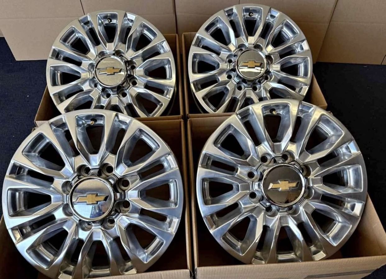 20" Chevy 2500 HD High Country Rims