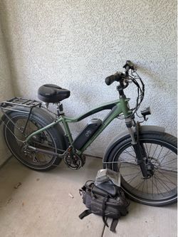 Rad Power RadRover Step-Thru 750W Fat Tire Bike