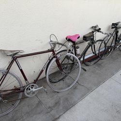 3 Road Bikes $200 Takes All Three!!