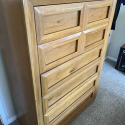 Solid Wood Bedroom Set Thomasville