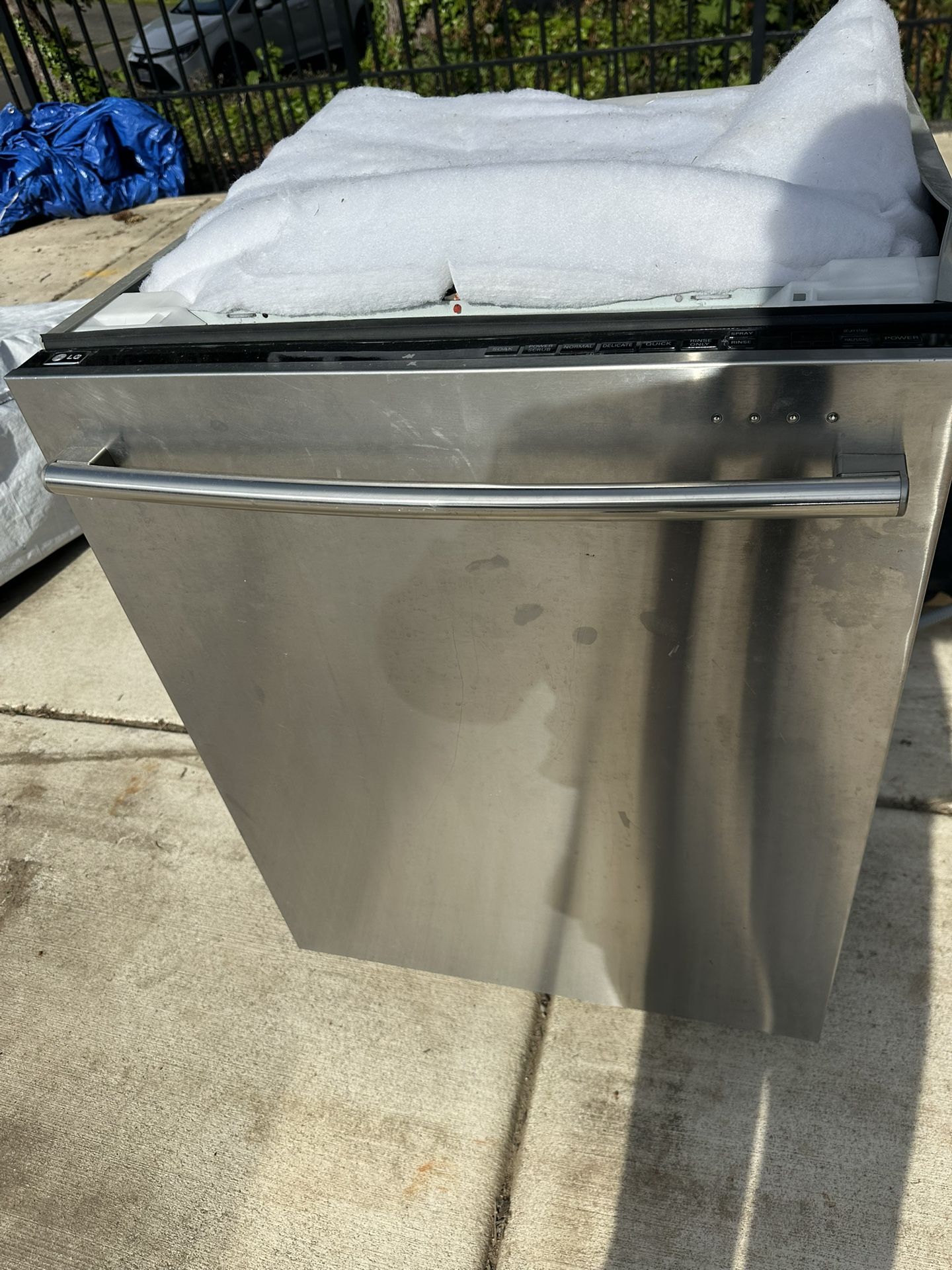 LG Dishwasher