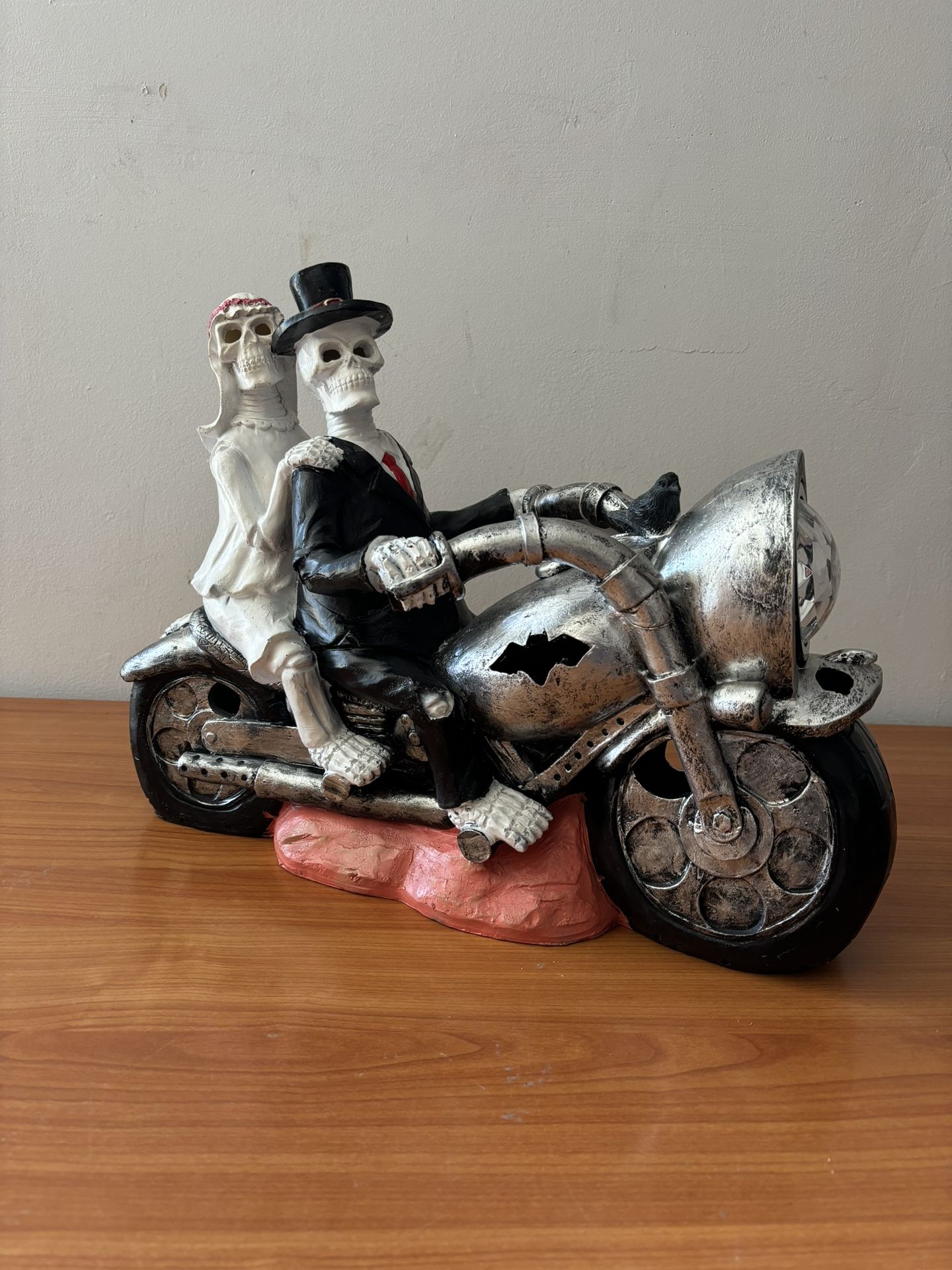 Rachel Zoe Skeleton Couple Bride Groom motorcycle w/ Light