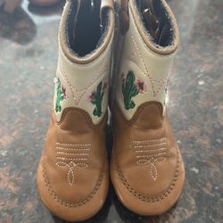 Baby boots size 3