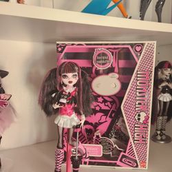Monster High Draculaura Dolls 