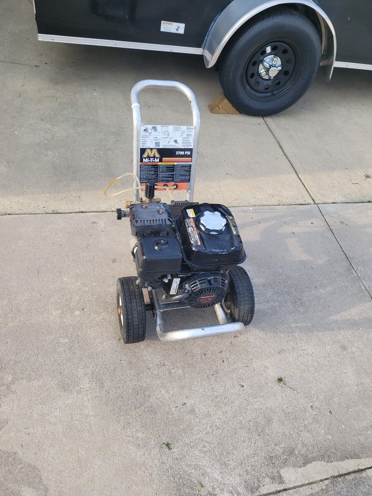 MI-T-M Pressure Washer