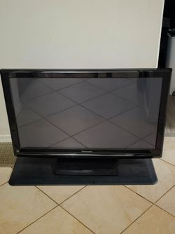 Panasonic VIERA TC-P42C2 42" Plasma TV