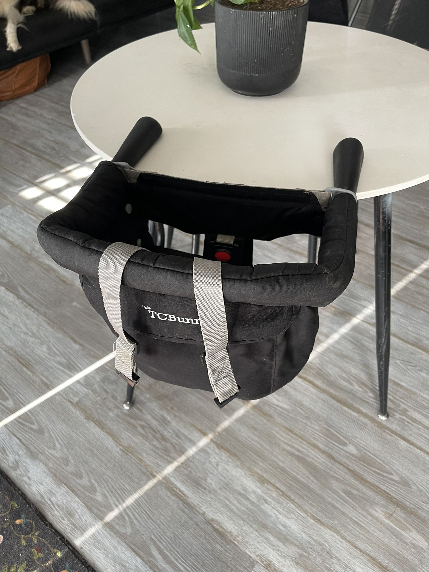 Hook on Table Chair with Fold-Flat Storage & Tight Fixing Clip High Chair for Baby or Toddler
