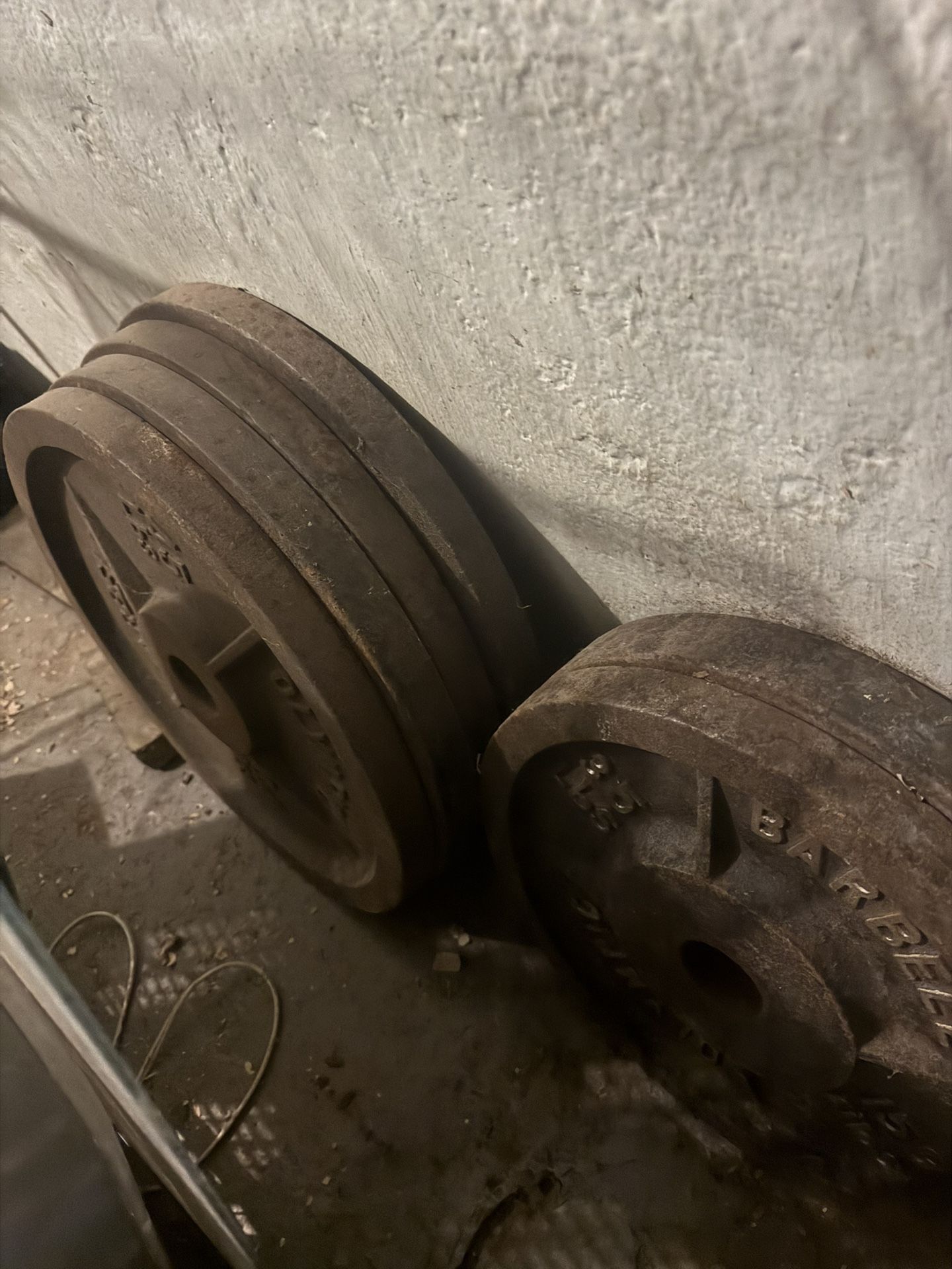 Olympic Style Weightlifting Set And Bench.