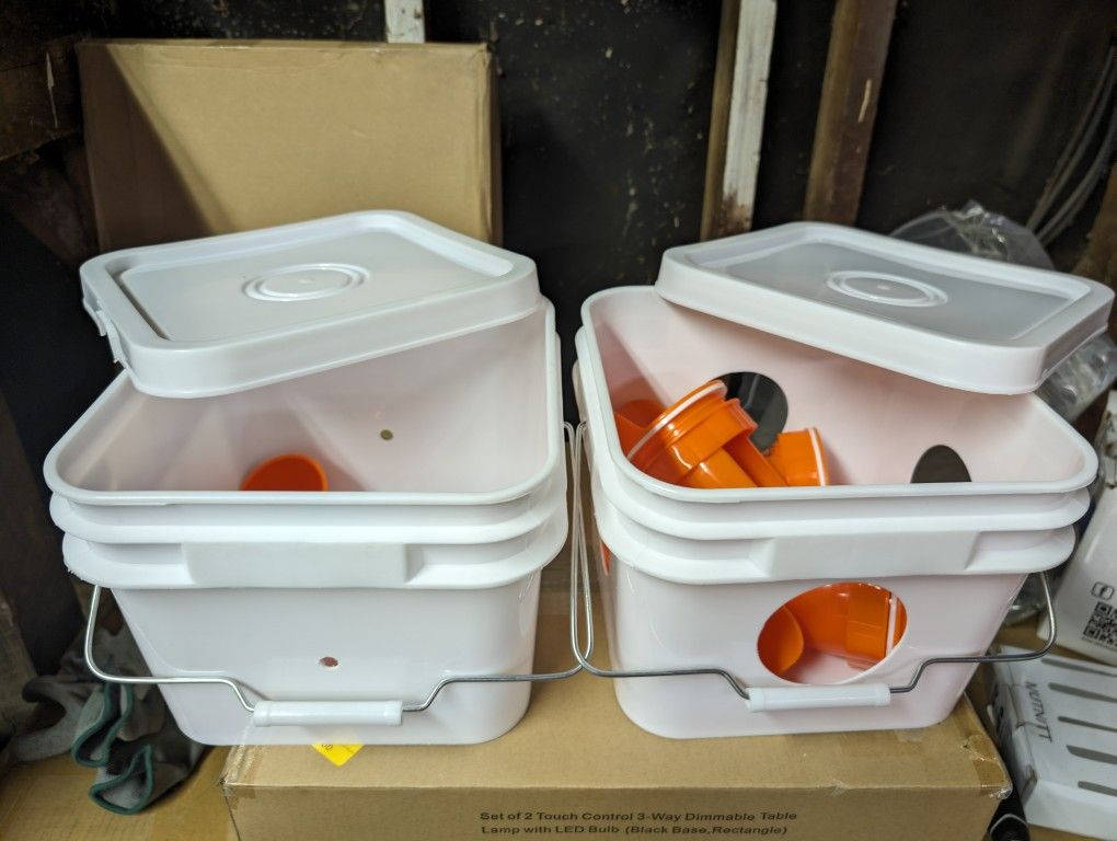Set Of 2 Automatic Chicken Waterer Cups And Feeder