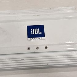 FOUR CHANNEL JBL MARINE AMP