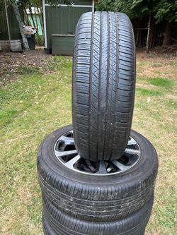 Falken set of 4 tires with rims 225/55R18