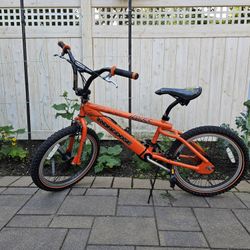 Survivor Mongoose BMX Bike Fuzz Extreme Bicycle