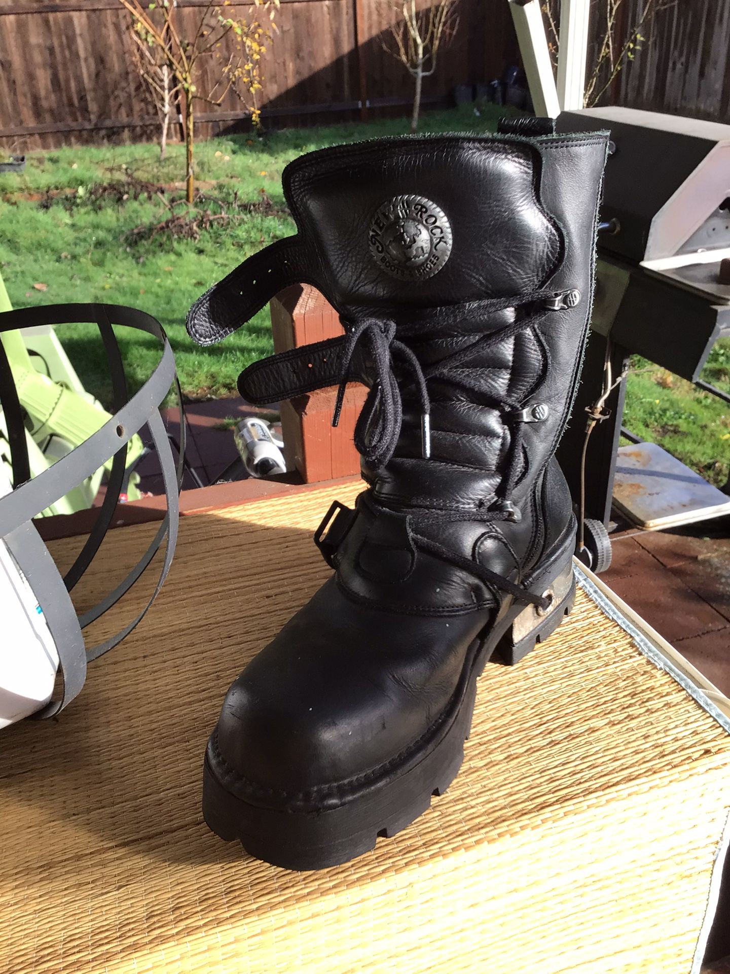 New rock, boots, and shoes