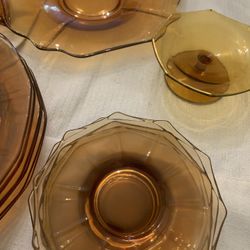 Vintage Cambridge Depresión Era  Glass Amber Collectors Plates