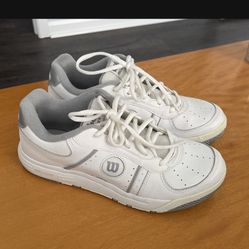 Women’s Sneakers Size 8.5