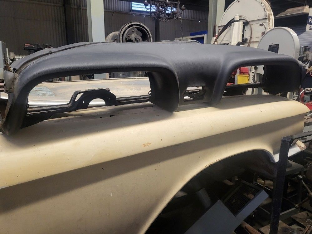 1960 Ford Thunderbird Original Metal Dashboard And Black Dash Pad 1959 Tbird 1958