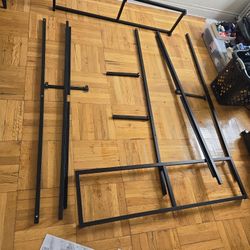 Full Size Metal Bed Frame Black 14 Inches