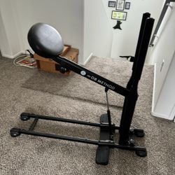 Squat Exercise Machine 