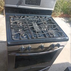 Gas Stove Great Condition Pick Up Only