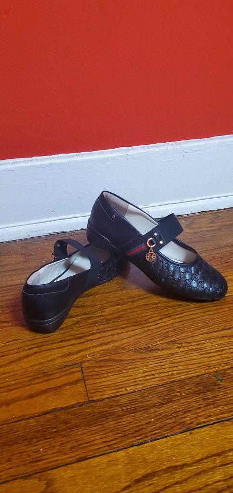 Girl Shoes