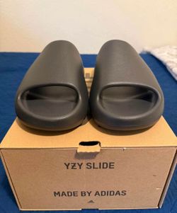 Yeezy Slides