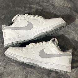 Nike dunk low retro Size 10