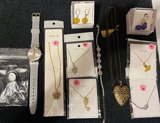 Mixed Fashion Jewelry and Watch Lot